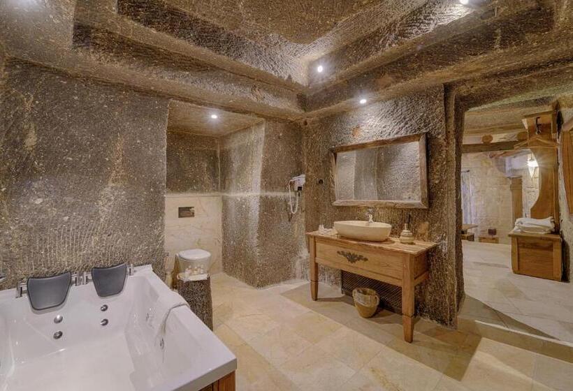 هتل Hera Cave Suites