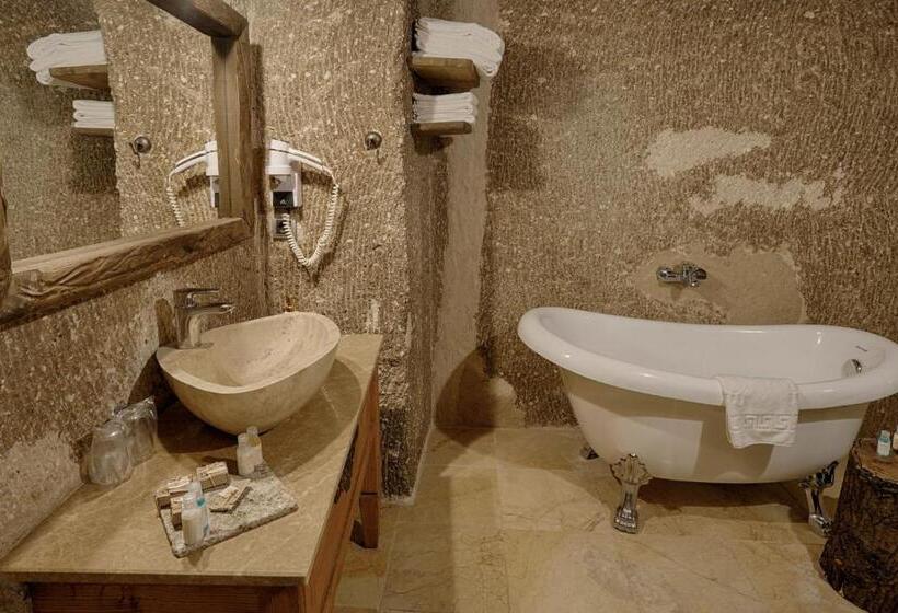 هتل Hera Cave Suites