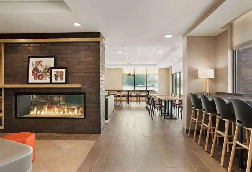 ホテル Home2 Suites By Hilton Madison Central Alliant Energy Center