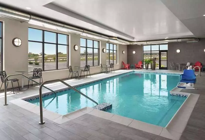 ホテル Home2 Suites By Hilton Madison Central Alliant Energy Center