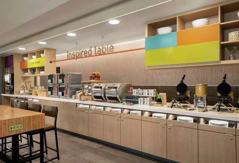ホテル Home2 Suites By Hilton Madison Central Alliant Energy Center