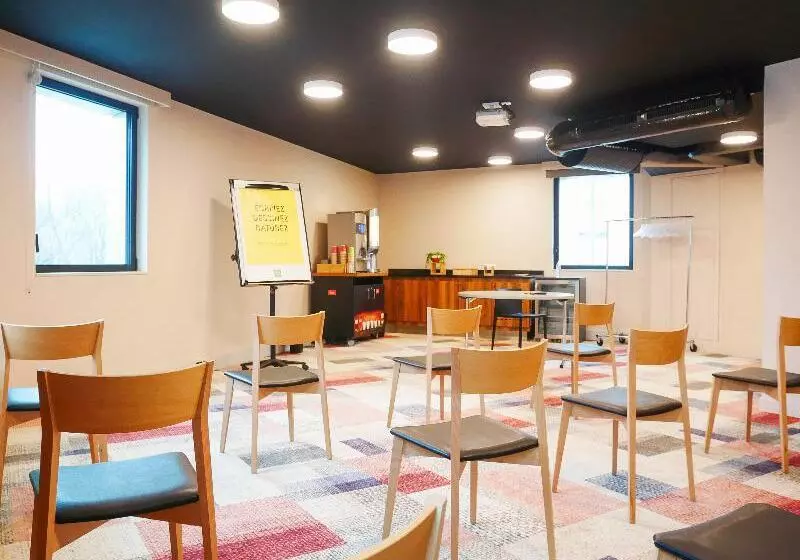 ホテル Ibis Styles Paris Meteor Avenue D'italie