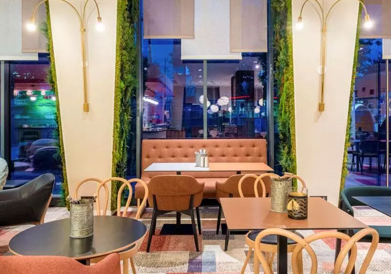ホテル Ibis Styles Paris Meteor Avenue D'italie
