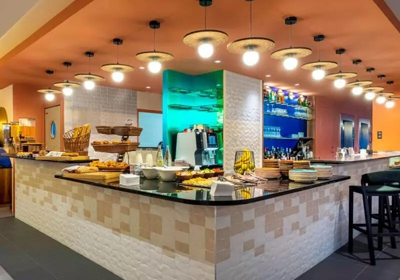 ホテル Ibis Styles Paris Meteor Avenue D'italie