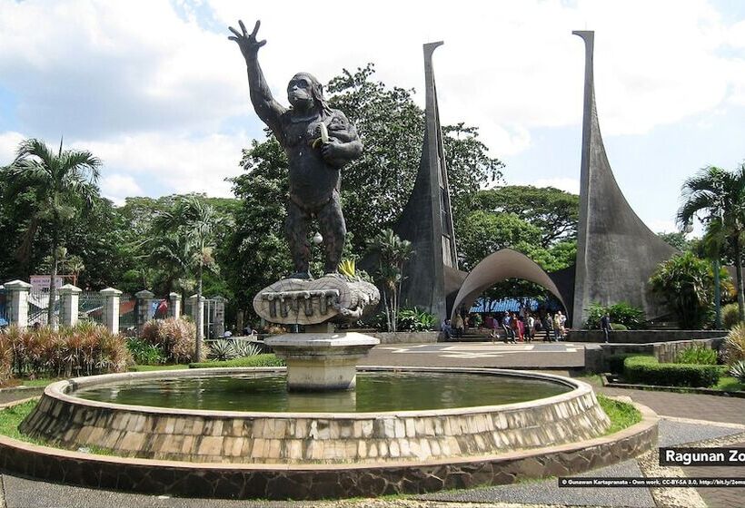 فندق Kemang Eleven