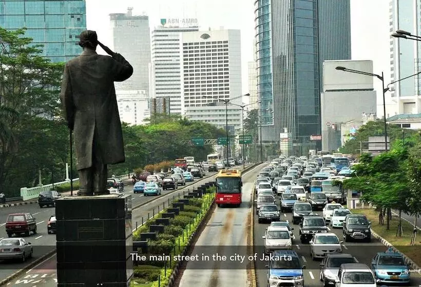 ホテル Kemang Eleven