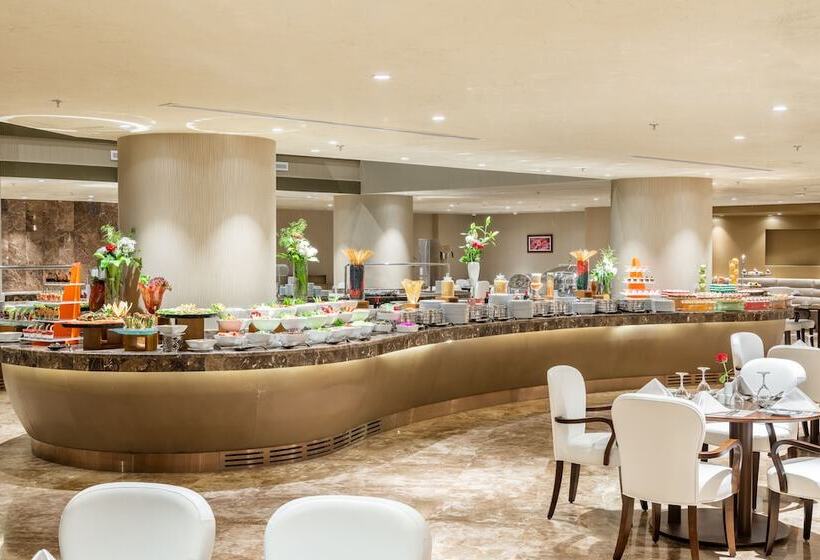 Hotel Millennium Makkah Al Naseem