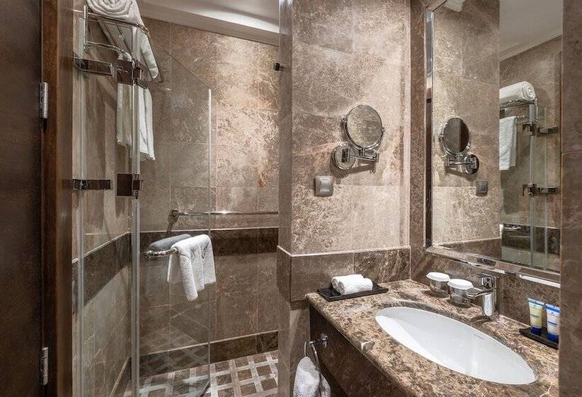 Hotel Millennium Makkah Al Naseem