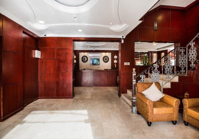 酒店 Rafal Alolaya