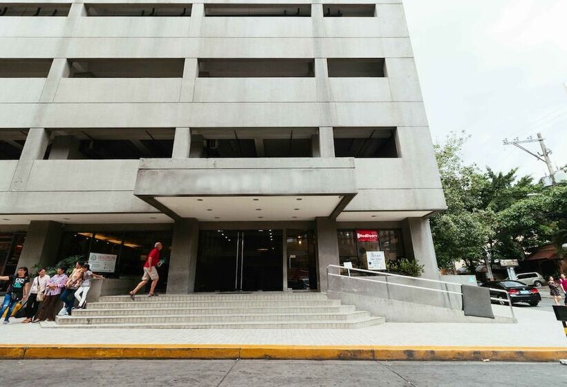 בית מלון כפרי Reddoorz At Tjmg By Bel Air Polaris Makati