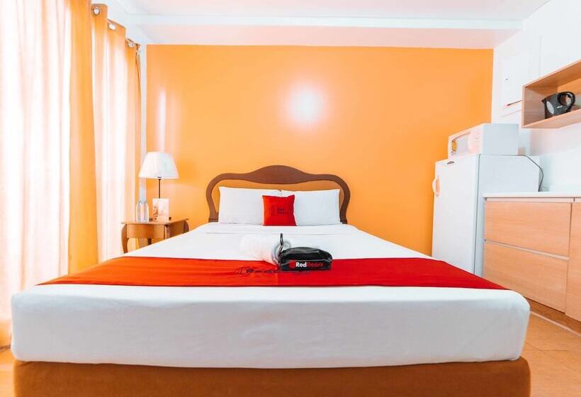 בית מלון כפרי Reddoorz At Tjmg By Bel Air Polaris Makati