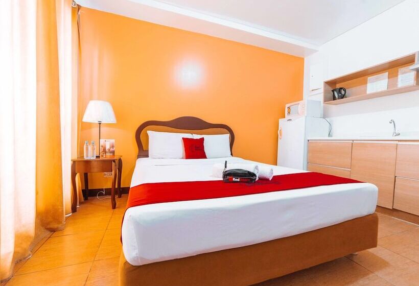 בית מלון כפרי Reddoorz At Tjmg By Bel Air Polaris Makati