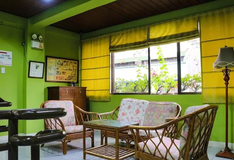 هتل Reddoorz @ Junquera Extension Cebu