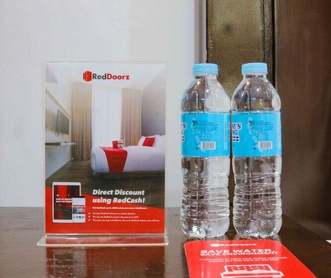 Hotelli Reddoorz @ Junquera Extension Cebu
