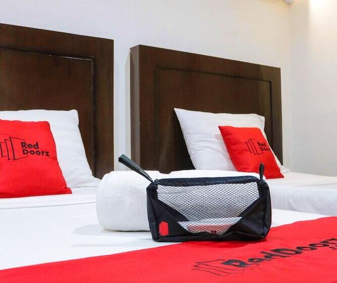 Hotelli Reddoorz @ Junquera Extension Cebu
