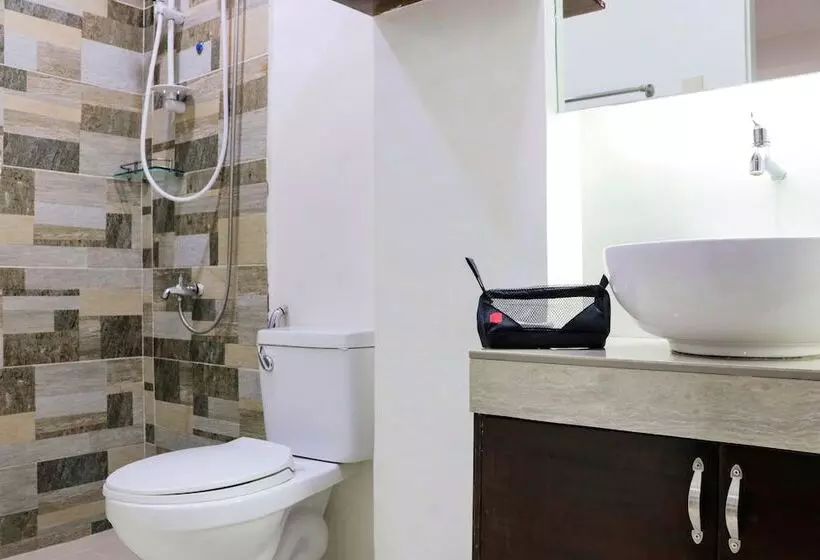 هتل Reddoorz @ Junquera Extension Cebu