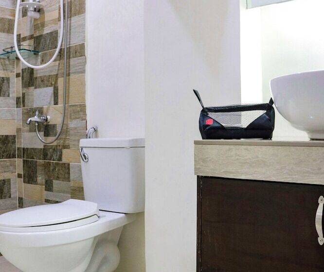 Hotelli Reddoorz @ Junquera Extension Cebu