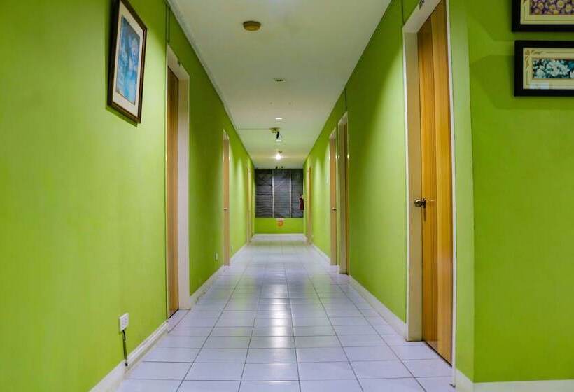 Hotelli Reddoorz @ Junquera Extension Cebu