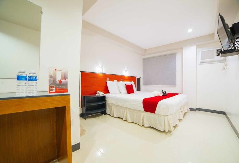 Hotelli Reddoorz Plus Near San Pedro Cathedral