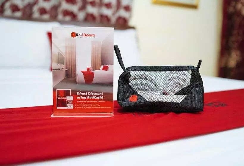 هتل Reddoorz At Tagaytay Road