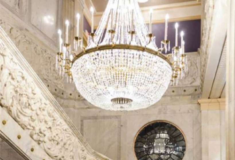 The Candler Hotel Atlanta, Curio Collection By Hilton