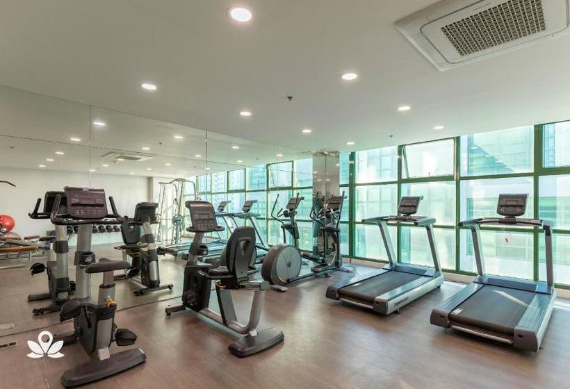 Hotel Zen Rooms Symphony Timog Ave Qc