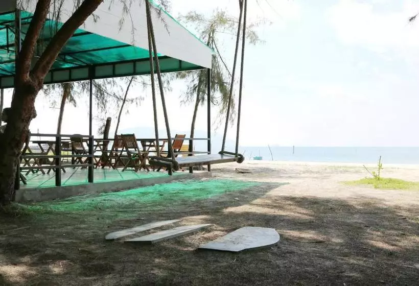 پانسیون Con Dao Camping