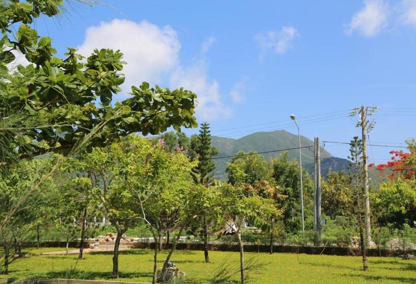 پانسیون Con Dao Camping