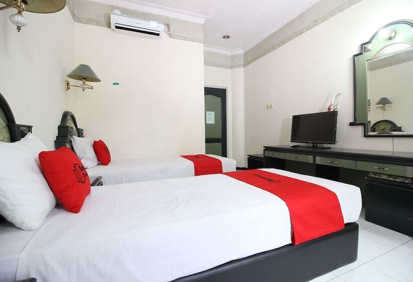 펜션 Reddoorz Near Malioboro Mall