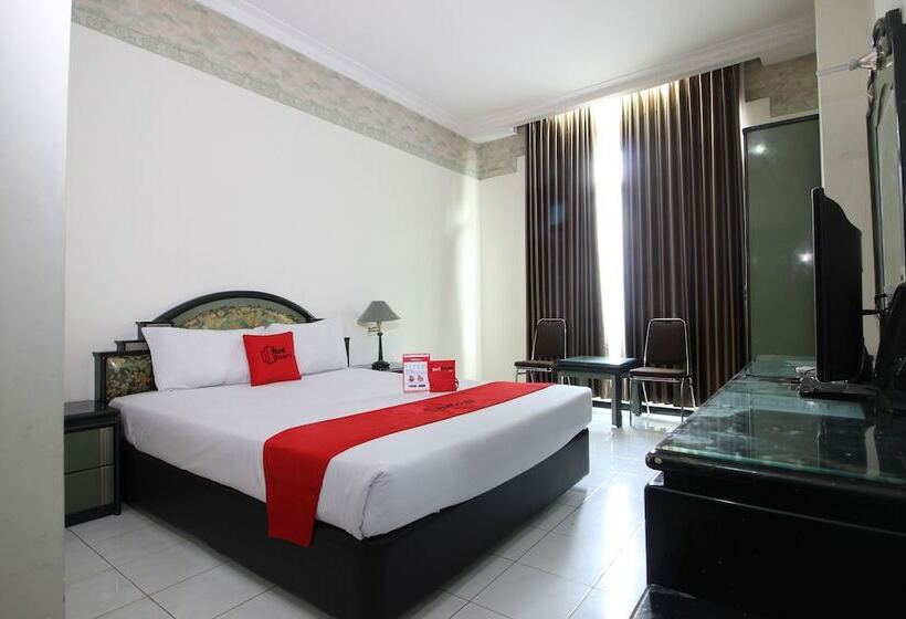 بنسيون Reddoorz Near Malioboro Mall