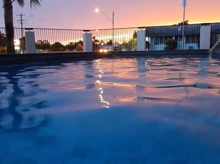 Casa Nostra Motel Mackay