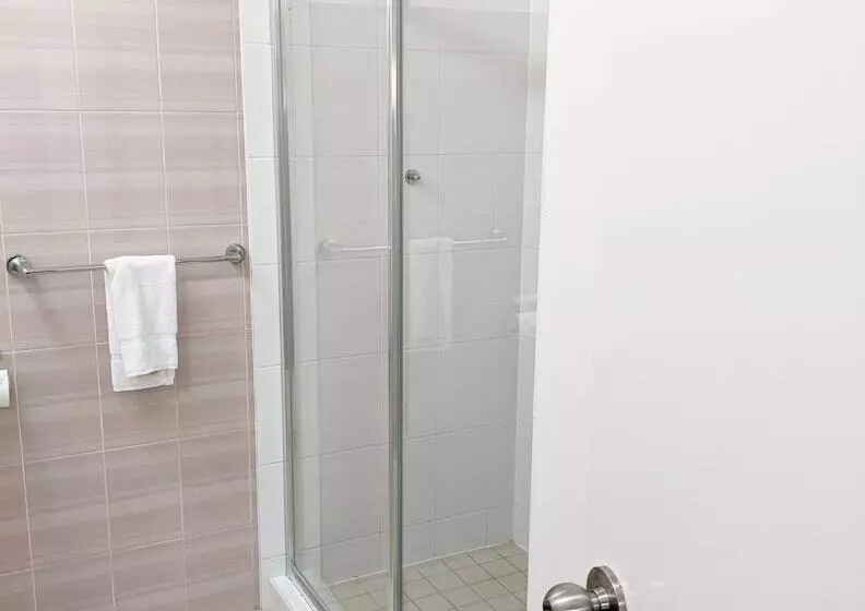 Casa Nostra Motel Mackay