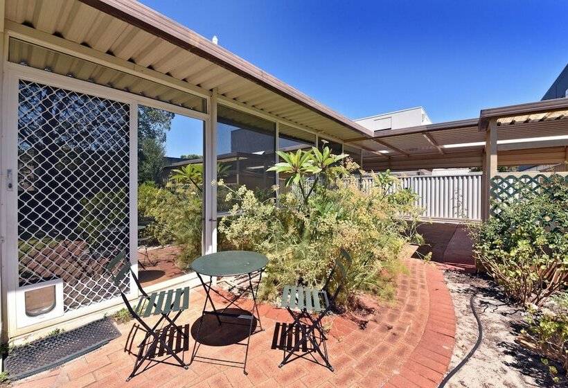 Comfy Home Near Airport & City 2280