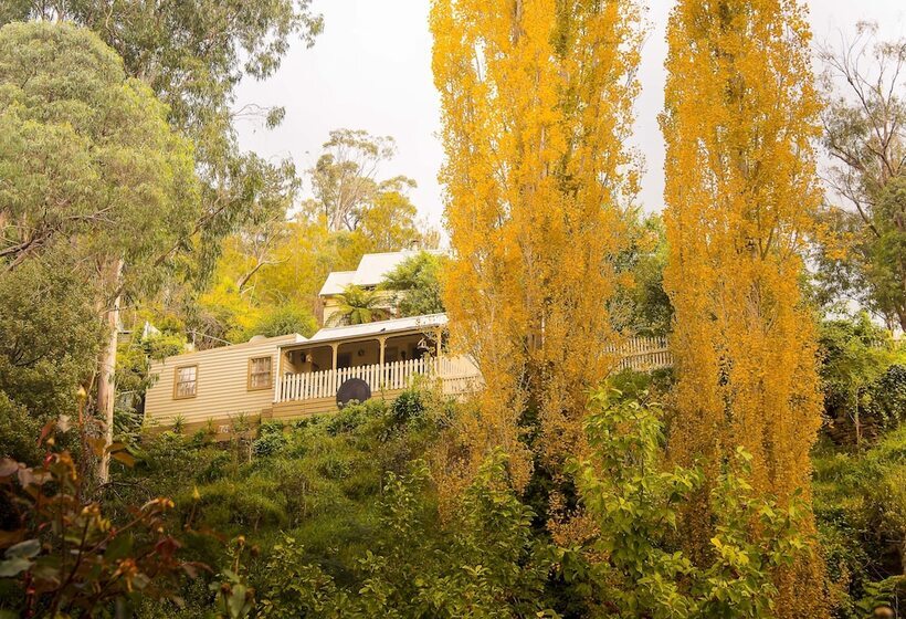 פונדק Mill House