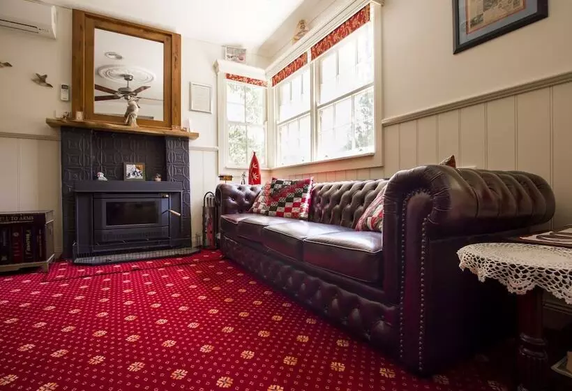 Hostal Mill House