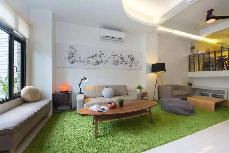 مسافرخانه 極簡旅行民宿 Simple Travel B&b