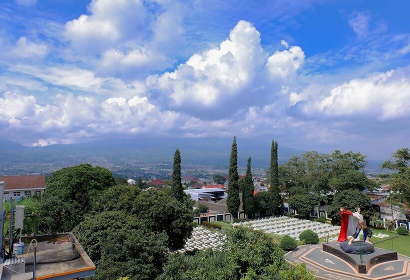 ホテル 32 Guest House By Oyo