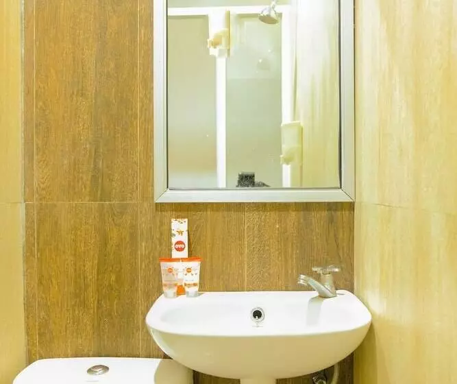 Hotel 32 Guest House By Oyo