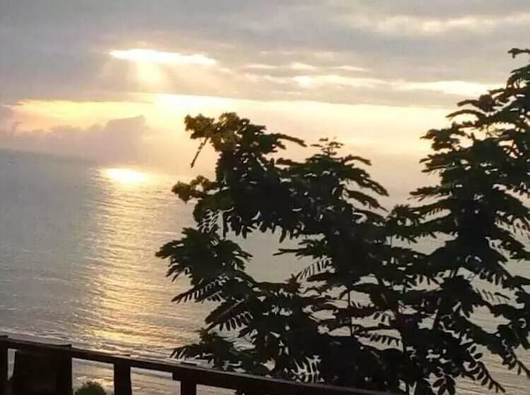 ホテル Abuesi Beach Resort