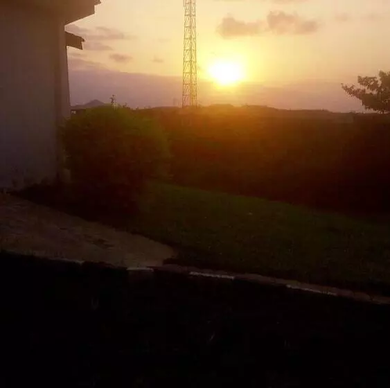 ホテル Abuesi Beach Resort