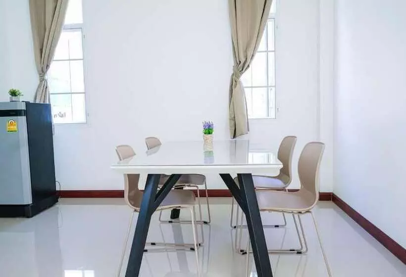 ホテル Bees Smile