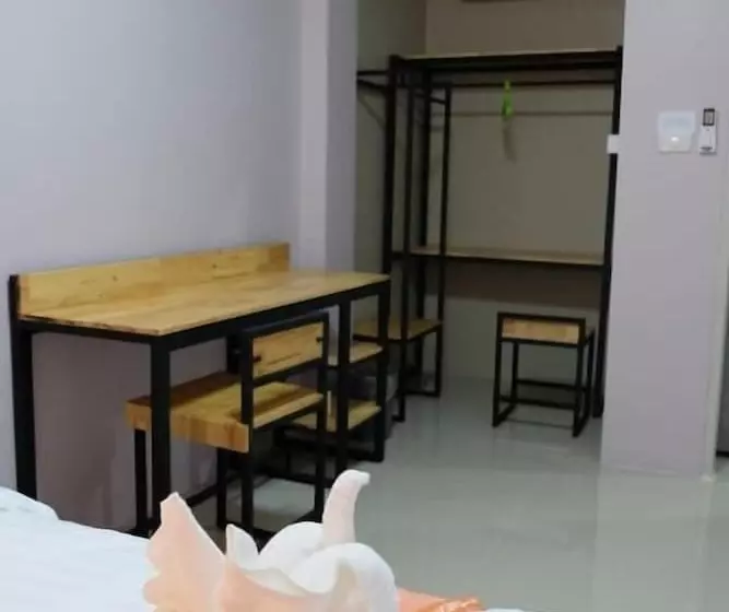 ホテル Bees Smile