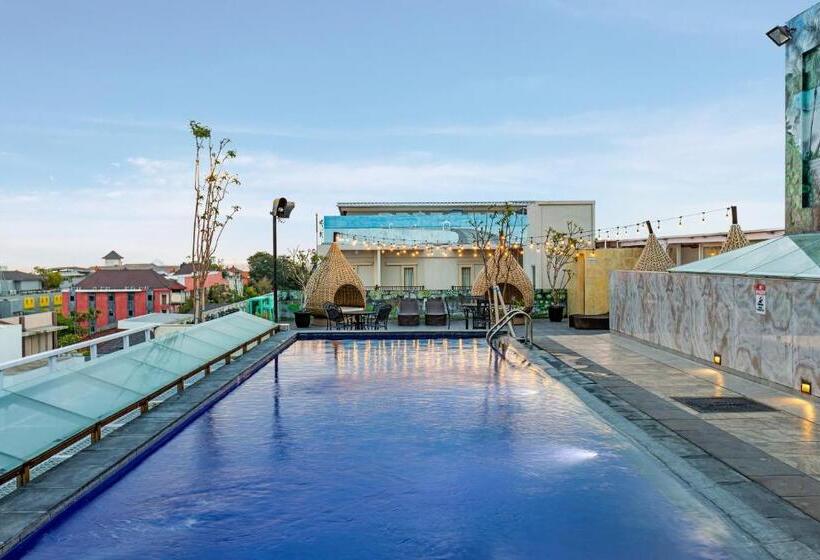 Boss Legian Hotel Powered By Archipelago