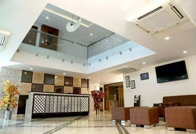Hotelli Citi Palaza