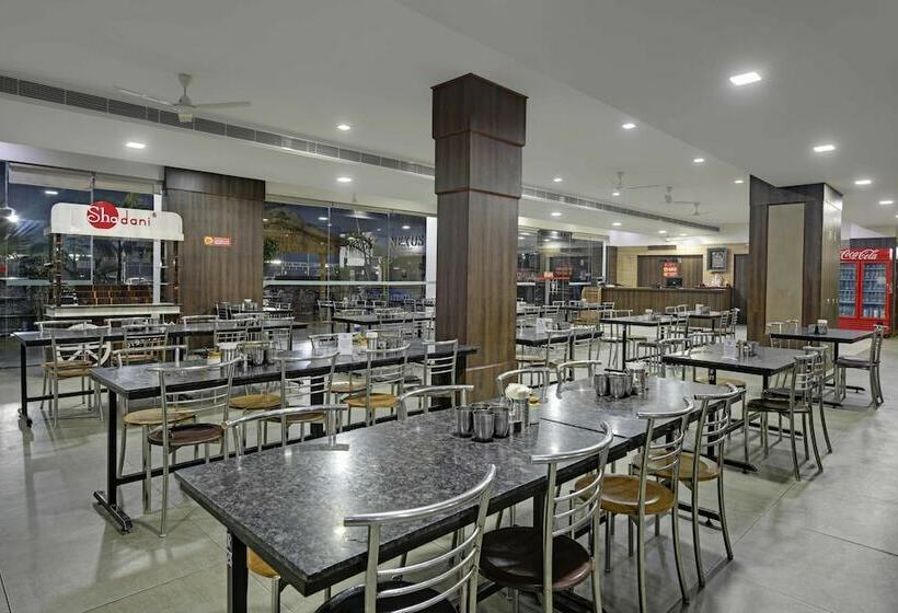 Отель Highway King Behror Neemrana