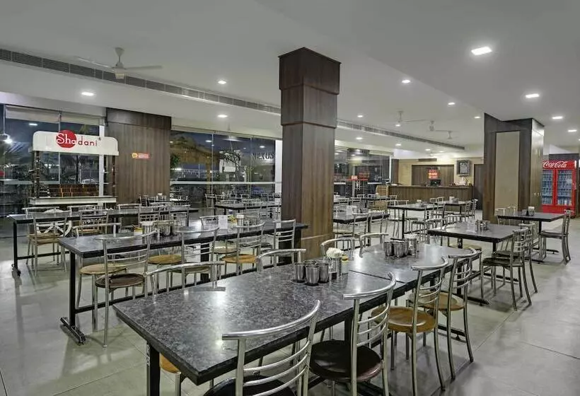 Hotelli Highway King Behror Neemrana