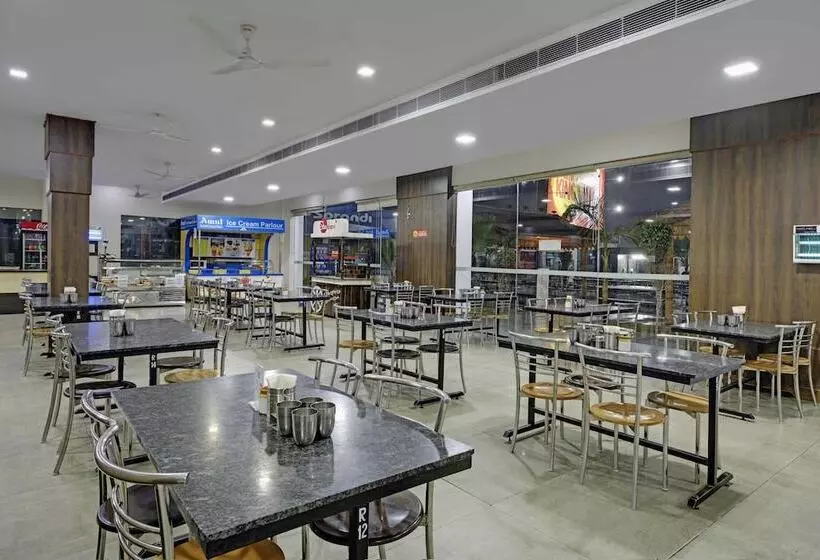 Hotelli Highway King Behror Neemrana