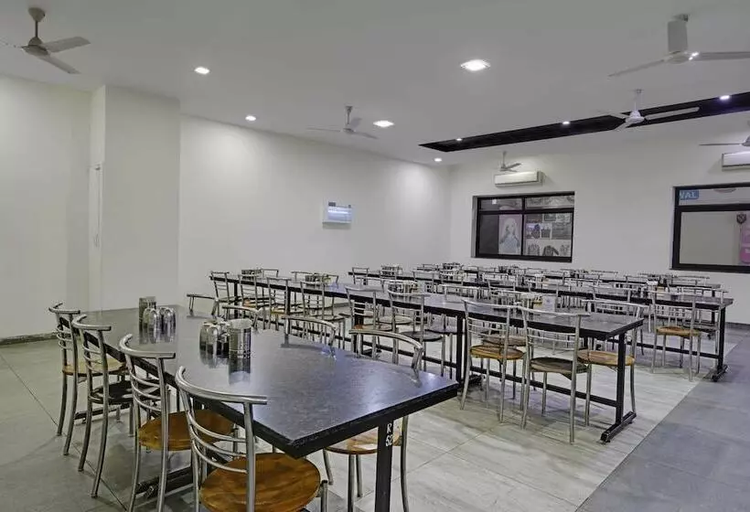 Hotelli Highway King Behror Neemrana