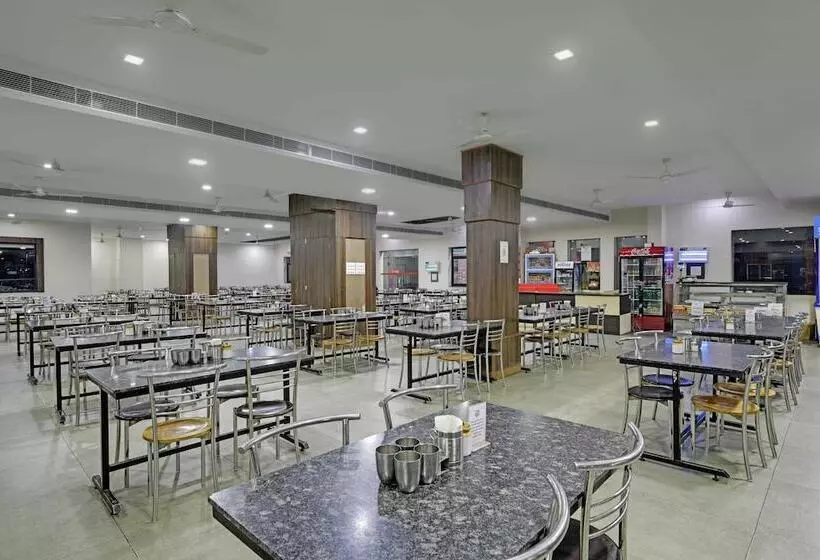 Hotelli Highway King Behror Neemrana