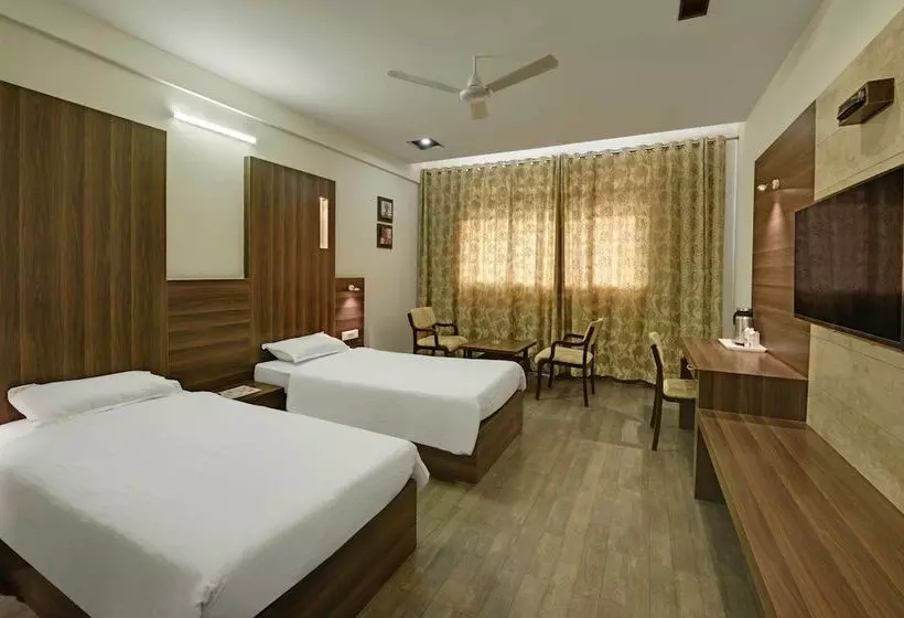 Hotelli Highway King Behror Neemrana